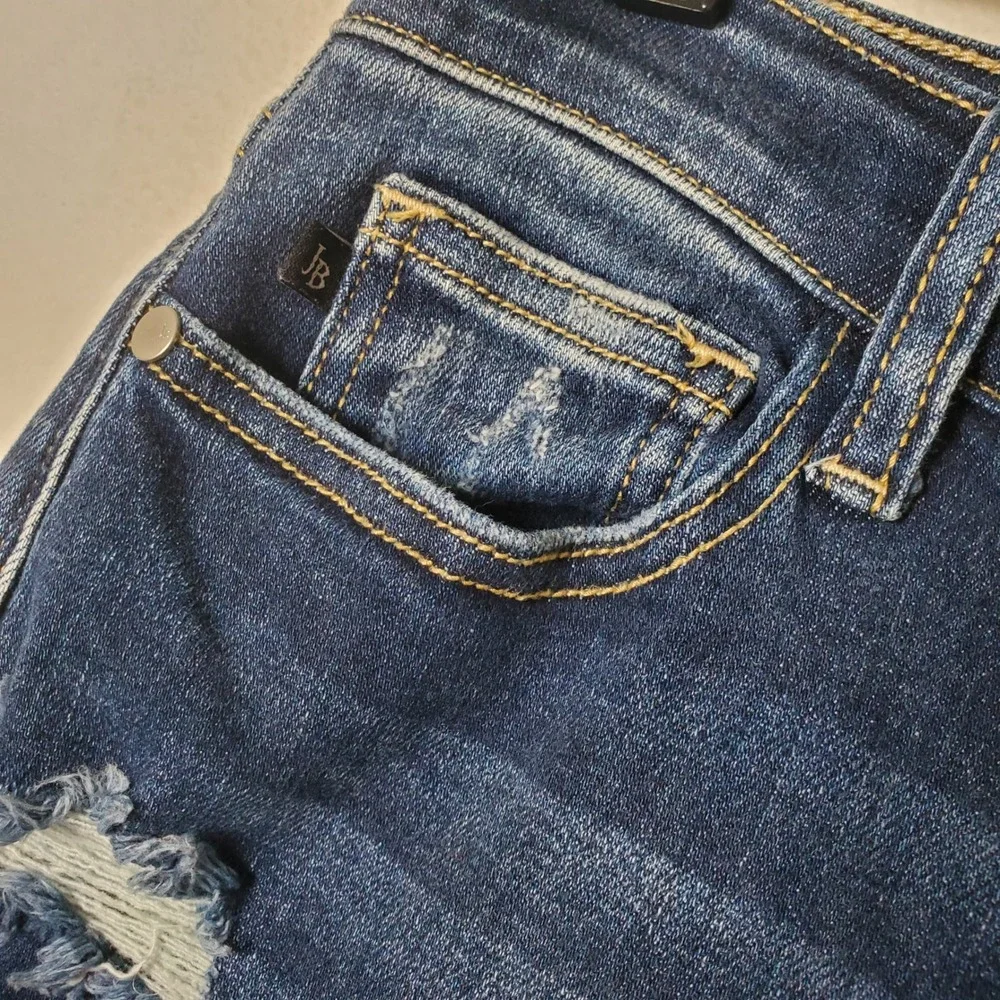 Judy Blue Boyfriend Fit Distressed‎ Stretch Denim Jeans Size 5 / 27 JB82427MD-CO